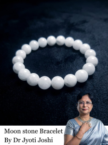 Moon stone Bracelet by Dr Jyoti joshi